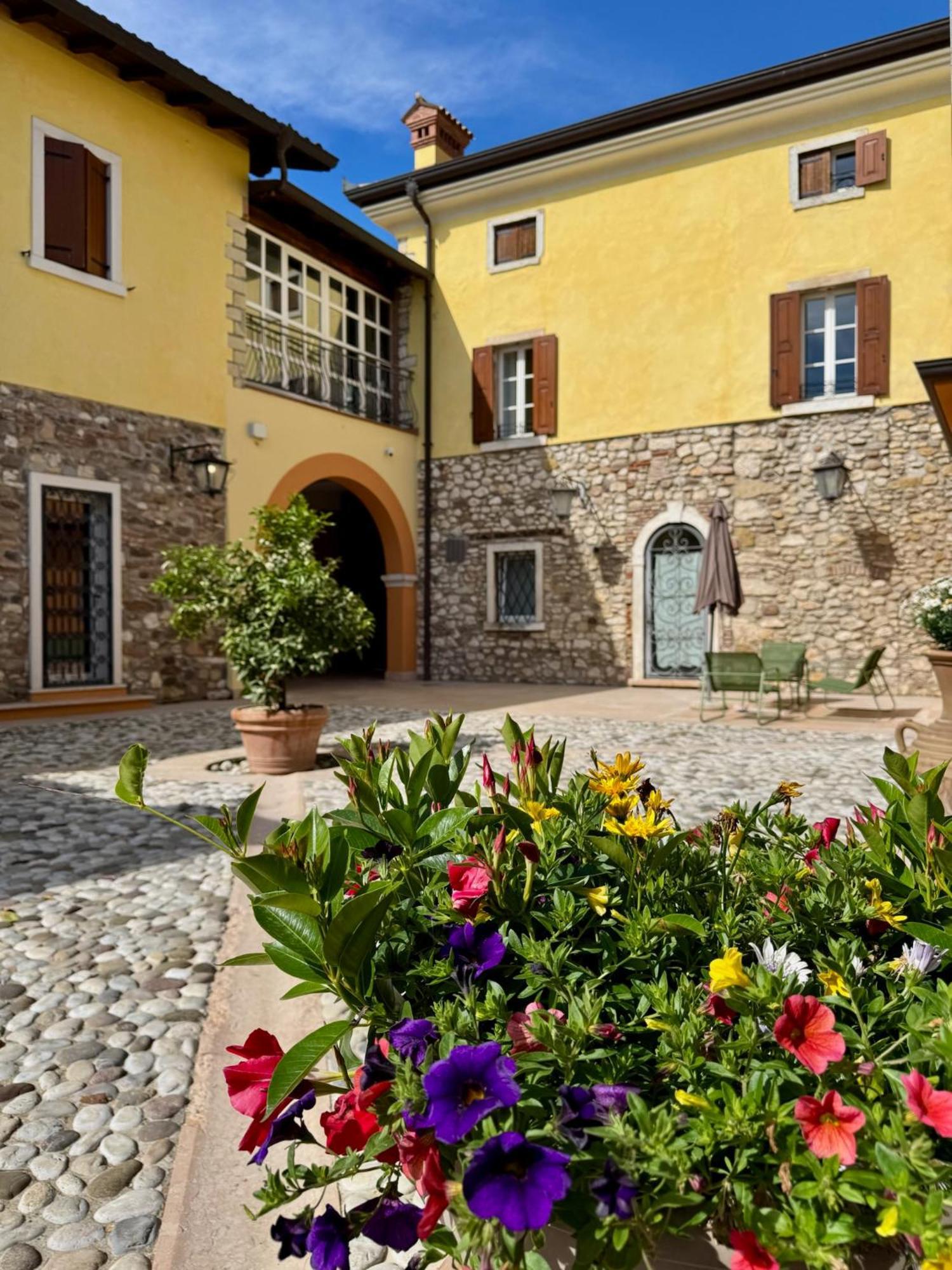 Corte Impero Hotel & Restaurant Affi Exterior photo